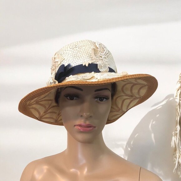 Vintage 1960S/70S Cream Tan Laurel Lace Appliqué Woven Sun Hat - Picture 1 of 10